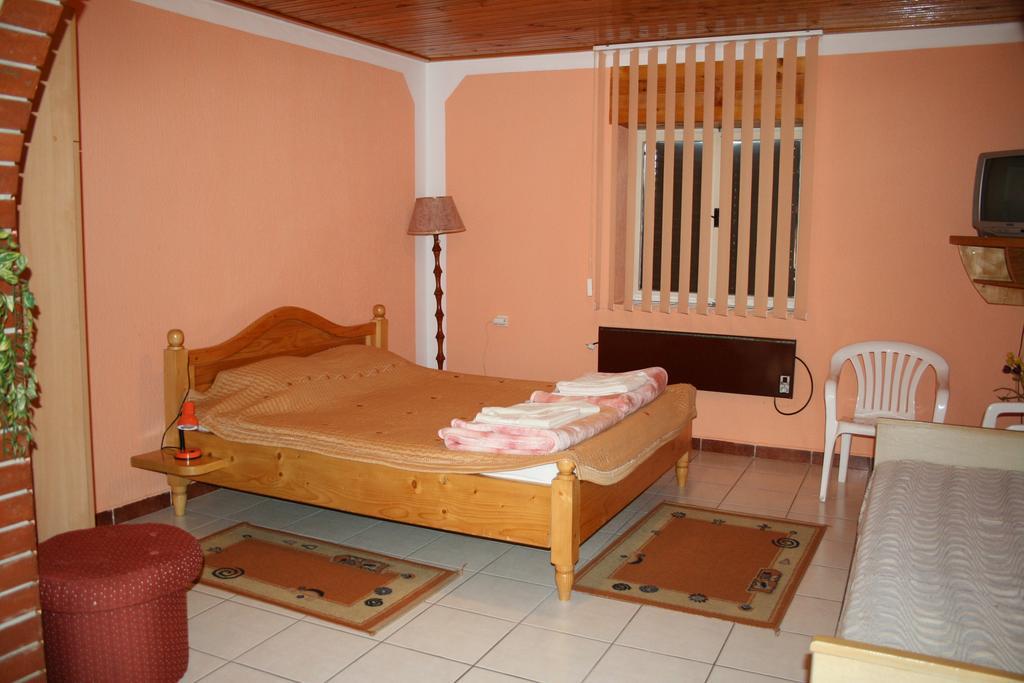 Sobe Rooms Szobak Zimmer Kis 팔릭 외부 사진
